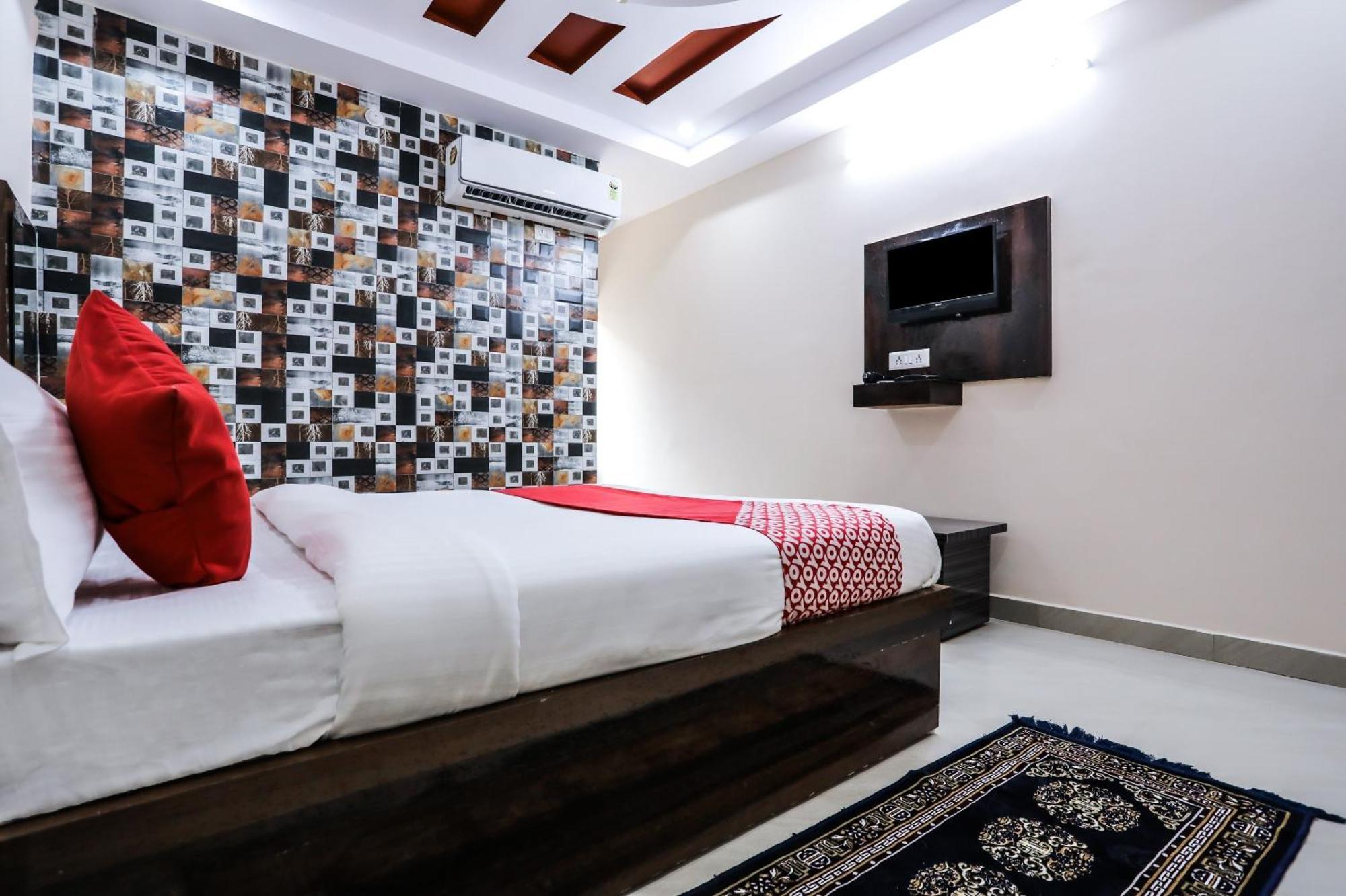 โอโย 15259 สมาร์ทซิตี้ Hotel โบปาล ภายนอก รูปภาพ