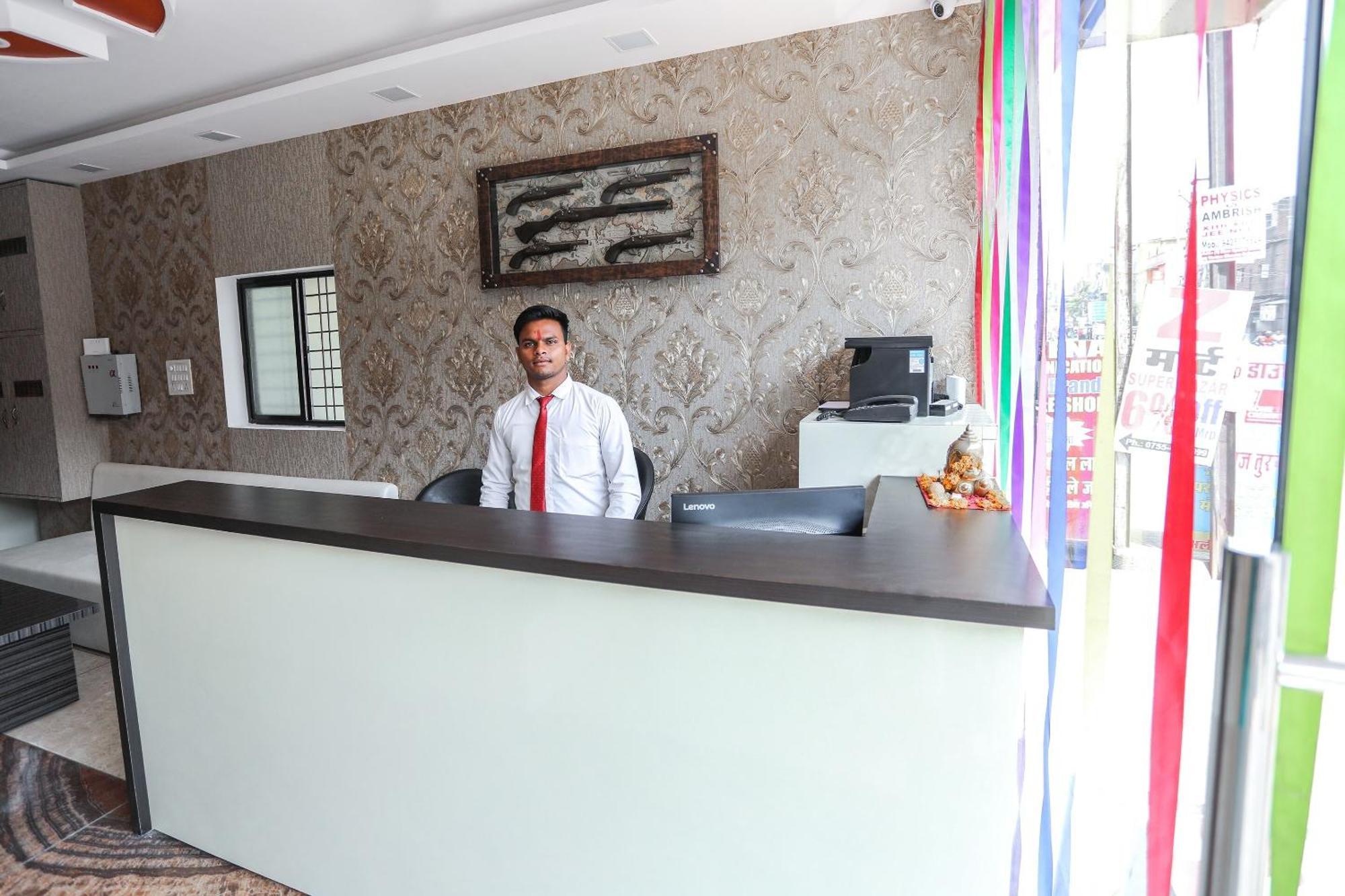 โอโย 15259 สมาร์ทซิตี้ Hotel โบปาล ภายนอก รูปภาพ